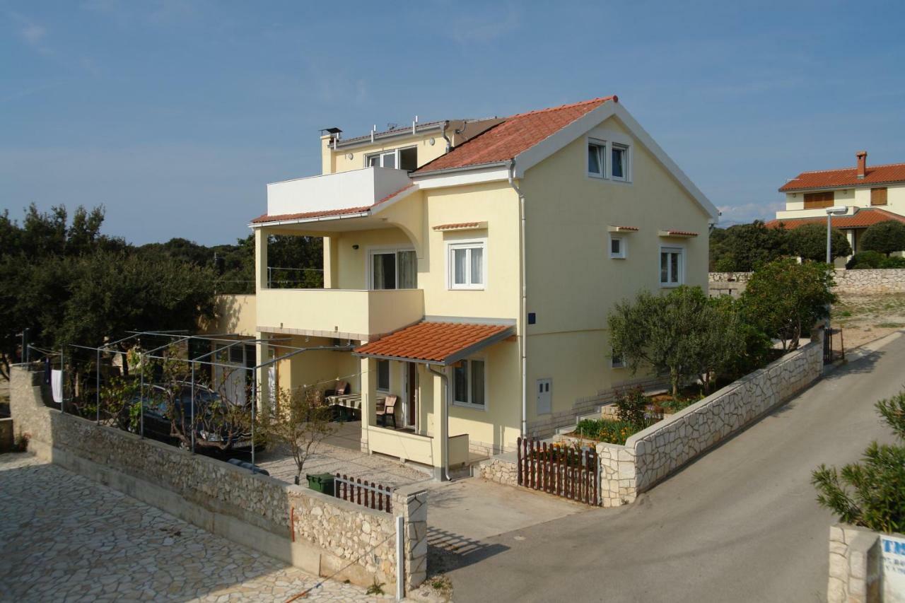 Apartmani Stambuk Mandre Exterior photo